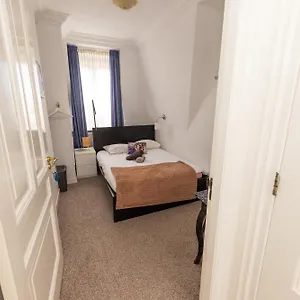 Irene's Palace Apartment